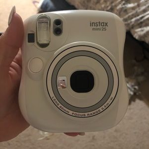 Insta max camera
